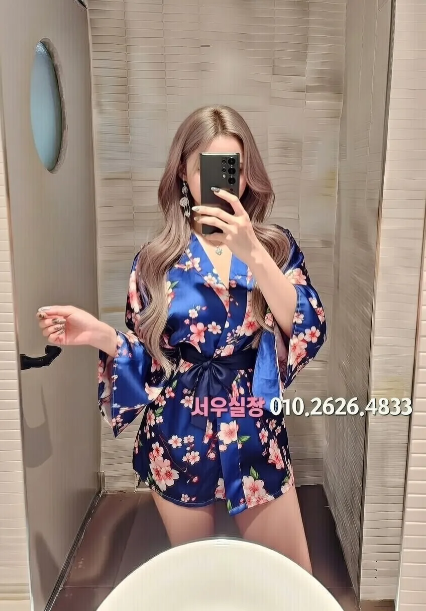 안중 퍼블릭 프리미엄 라인업 11번 프로필